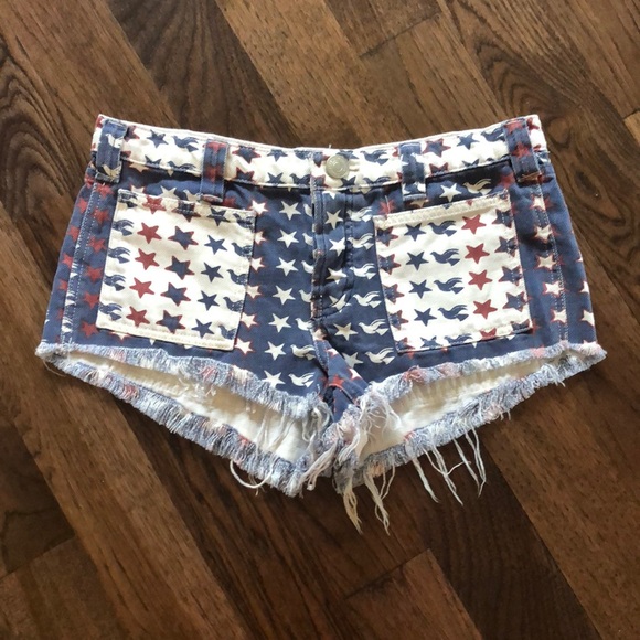 We The Free Pants - WE THE FREE “Vintage” Style Denim Cutoff Shorts!